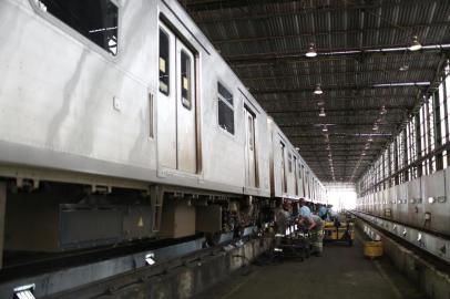  PORTO ALEGRE, RS, BRASIL - Novos trens da trensurb estão parados por problemas de desgaste nas peças. Matéria GDI.Indexador: Jefferson Botega