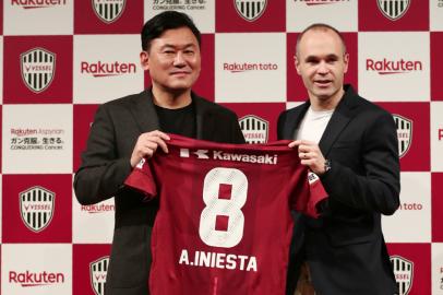 Iniesta - Vissel Kobe