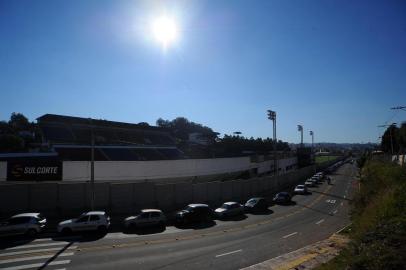  CAXIAS DO SUL, RS, BRASIL 24/05/2018Postos de combustíveis de Caxias do Sul estão com fila ou sem combustível para vender. Já falta combustível na cidade. (Felipe Nyland/Agência RBS)