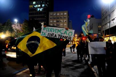  CAXIAS DO SUL, RS, BRASIL, 25/05/2018Protesto da praça Dante Alighieri (Lucas Amorelli/Agência RBS)