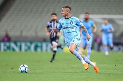 Gremio x CearaRS - FUTEBOL/CAMPEONATO BRASILEIRO 2018/GREMIO X CEARA - ESPORTES - Lance da partida entre Gremio e Ceara disputada na noite deste domingo, na Arena Castelao, em Fortaleza, valida pelo Campeonato Brasileiro 2018. FOTO: LUCAS UEBEL/GREMIO FBPAEditoria: SPOIndexador: Lucas UebelSecao: futebolFonte: Gremio.netFotógrafo: Gremio x Ceara