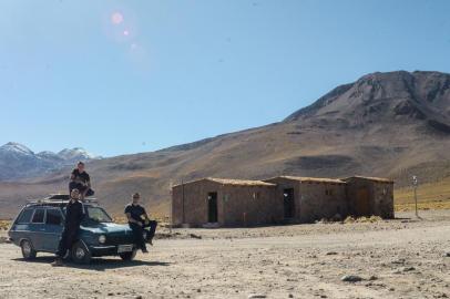 Amigos de Caxias do Sul foram ao Deserto do Atacama de Belina. Yuri Buffon , Murilo Fonseca , João Paulo Oliveira de Mattos