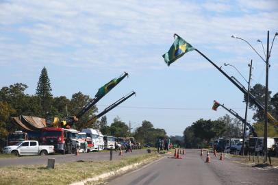  SILVEIRA MARTINS , RS, BRASIL, 25-05-2018. Protesto de caminhoneiros na RS-287. Na localidade de Silveira Martins (LAURO ALVES/AGÊNCIA RBS)