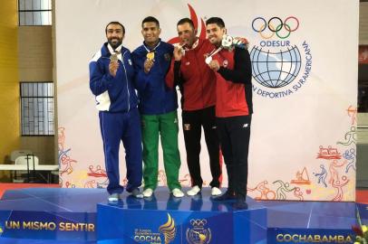 O judoca da Sogipa Leonardo Gonçalves, da categoria -100kg, conquistou o ouro nos Jogos Sul-Americanos de Cochabamba, na Bolívia.