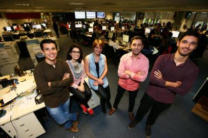  PORTO ALEGRE, RS, BRASIL, 05-10-2017. Estudantes do projeto Primeira Pauta. (LAURO ALVES/AGÊNCIA RBS)