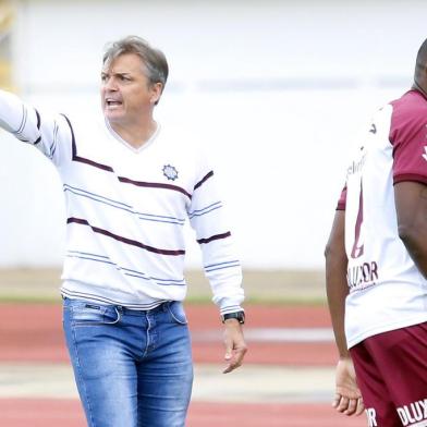 MARINGÁ, PR, BRASIL, 03/06/2018. Maringá x Caxias, jogo de ida válido pela segunda fase da série D do Campeonato Brasileiro e realizado no estádio Willie Davids, em Maringá. (João Paulo Santos/Especial)