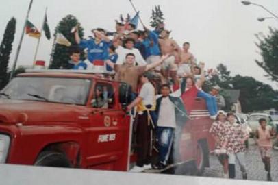 Comemoração do Veranópolis, campeão da Divisão de Acesso 1993