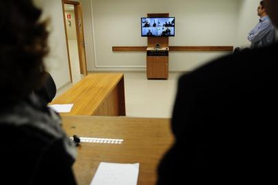  CAXIAS DO SUL, RS, BRASIL, 04/06/2018 - Justiça de Caxias do Sul inaugura sistema de videoconferência para audiência com presos recolhidos na Penitenciária Estadual, no Apanhador. (Marcelo Casagrande/Agência RBS)