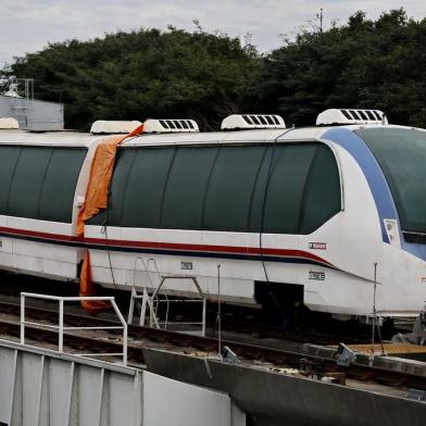  PORTO ALEGRE, RS, BRASIL, 04-06-2018. A aeromóvel que liga a estação do trensurb ao Aeroporto Salgado Filho está parado. (CARLOS MACEDO/AGÊNCIA RBS)