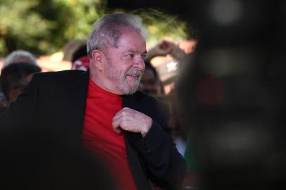  SANTANA DO LIVRAMENTO, RS, BRASIL, 19-03-2018. Ex-presidente Lula visita Santana do Livramento com protesto com policiais (FOTO: CARLOS MACEDO/AGÊNCIA RBS)