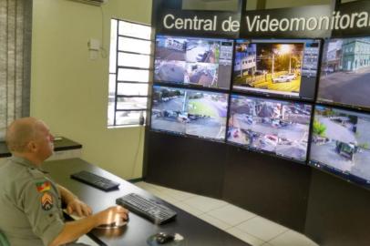 Cidade de Encantado dispôe de três centrais de videomonitoramento. Sistema utiliza tecnolocia do Canadá.