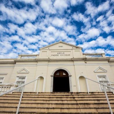  PORTO ALEGRE, RS, BRASIL, 06/06/2018 : 120 anos do asilo padre cacique - situação financeira problemática. (Omar Freitas/Agência RBS)Indexador: Omar Freitas