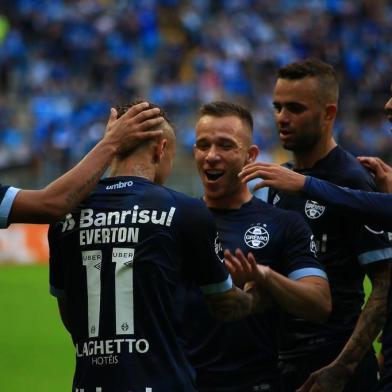  PORTO ALEGRE, RS, BRASIL, 10/06/2018- Grêmio recebe o América-MG na Arena, em jogo válido pela 11ª rodada do Brasilerão. (FOTOGRAFO: TADEU VILANI / AGENCIA RBS)