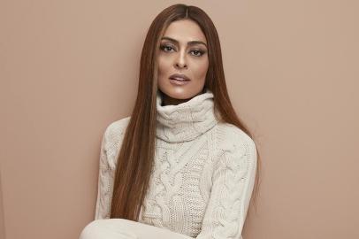 A atriz Juliana Paes posa para a campanha de inverno 2018 da marca gaúcha Anselmi