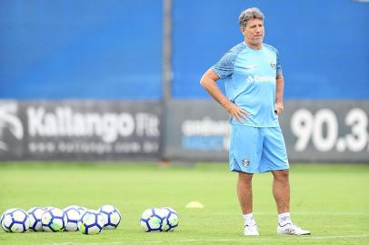  PORTO ALEGRE, RS, BRASIL, 04-05-2018. Grêmio treina no CT Luiz Carvalho para próxima partida do Brasileirão. (ISADORA NEUMANN/AGÊNCIA RBS)