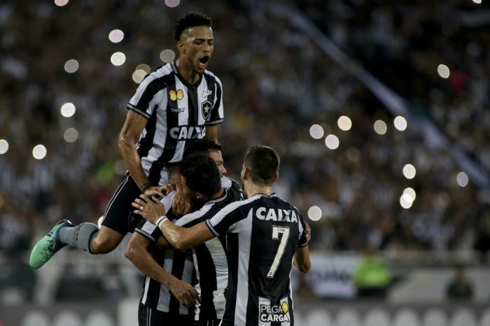 Fifa descarta Botafogo campeão mundial por Caracas e confirma bimundial do  Corinthians - Central do Timão - Notícias do Corinthians