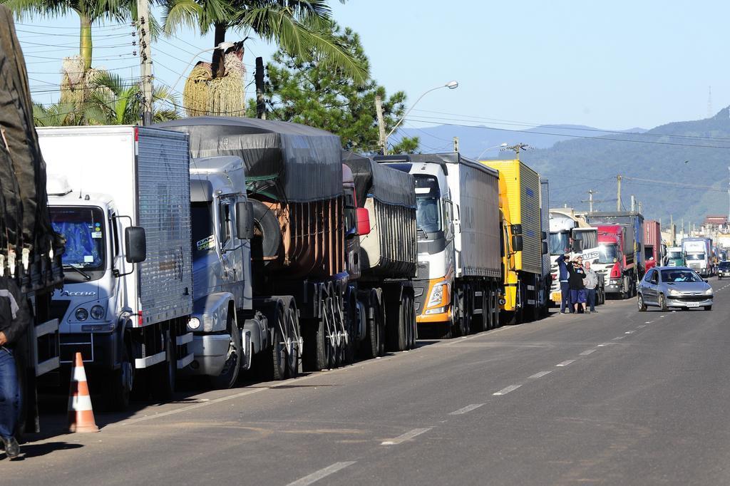 Associação Brasileira dos Caminhoneiros - Entenda os riscos de