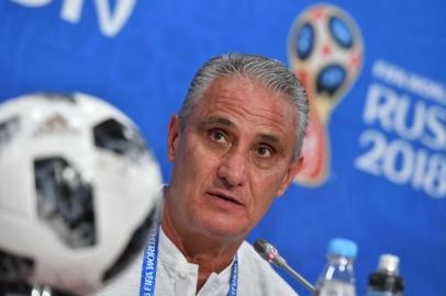  Brazil's coach Tite attends a press conference at the Rostov Arena in Rostov-on-Don on June 16, 2018 on the eve of the Russia 2018 World Cup Group E football match between Brazil and Switzerland.  / AFP PHOTO / PASCAL GUYOTEditoria: SPOLocal: Rostov-on-DonIndexador: PASCAL GUYOTSecao: soccerFonte: AFPFotógrafo: STF