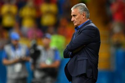  Brazils coach Tite looks on during the Russia 2018 World Cup Group E football match between Brazil and Switzerland at the Rostov Arena in Rostov-On-Don on June 17, 2018. / AFP PHOTO / JOE KLAMAR / RESTRICTED TO EDITORIAL USE - NO MOBILE PUSH ALERTS/DOWNLOADSEditoria: SPOLocal: Rostov-on-DonIndexador: JOE KLAMARSecao: soccerFonte: AFPFotógrafo: STF