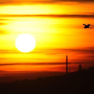  PORTO ALEGRE, RS, BRASIL, 20.06.2018. Amanhecer frio em Porto Alegre na véspera do início do inverno.Foto: Lauro Alves/Agência RBS