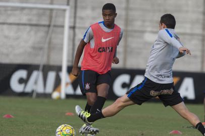 caio emerson , corinthians