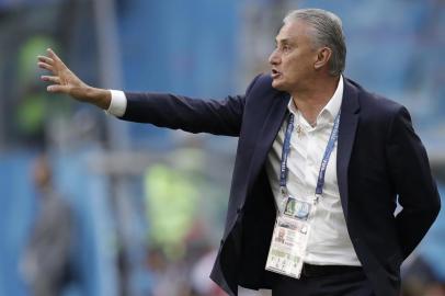 O técnico Tite durante vitória da Seleção Brasileira sobre a Costa Rica pela 2ª rodada do Grupo E da Copa do Mundo da Rússia, em São Petersburgo.