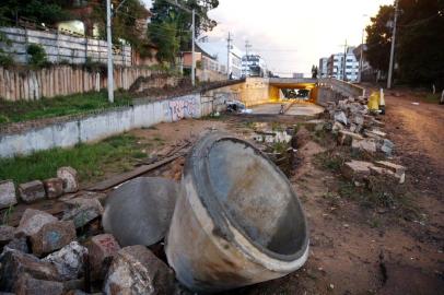  PORTO ALEGRE, RS, BRASIL - 2018.06.11 - Especial sobre atrasos das obras prometidas para Copa de 2014, que não estão prontas para a Copa da Rússia, em 2018.  (Foto: ANDRÉ ÁVILA/ Agência RBS)