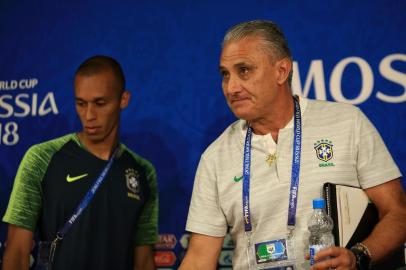  MOSCOU, RÚSSIA, 26/06/2018 - Coletiva da seleção brasileira com tite e miranda.(FOTOGRAFO: ANDERSON FETTER / AGENCIA RBS)