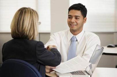 Saiba o que não fazer em uma entrevista de emprego, fica a dica