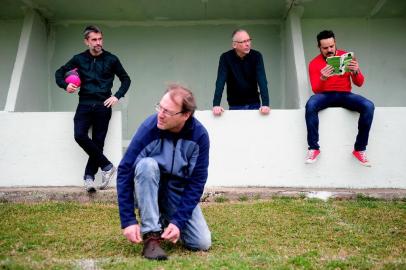  CAXIAS DO SUL, RS, BRASIL, 28/06/2018. Lançamento do livro Não Culpe o Narrador, com participação dos caxienses  Marcos Mantovani, Lúcio Humberto Saretta, Marcos Kirst e Tiago Sozo Marcon. (Diogo Sallaberry/Agência RBS)