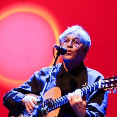  PORTO ALEGRE, RS, BRASIL, 19/12/2017 -  Caetano Veloso faz show no Araujo Vianna com os filhos Zeca, Moreno e Tom Veloso.  (FOTO ANDRÉA GRAIZ/AGÊNCIA RBS)Indexador: Andrea Graiz