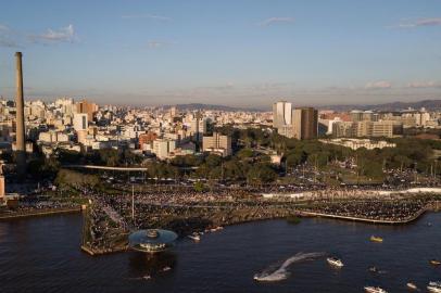  PORTO ALEGRE, RS, BRASIL - Orla reformulada do Guaíba próxima ao Gasômetro.Local: Porto Alegre