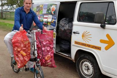 Educador físico Carlos Alberto Tenroller palestra em caxiense sobre plogging