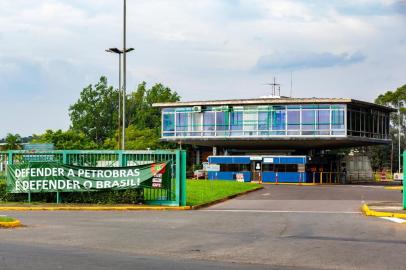  CANOAS, RS, BRASIL, 03/05/2018 : Petrobras vai vender controle da Refinaria Alberto Pasqualini (Refap) de Canoas  (Omar Freitas/Agência RBS)Indexador: Omar Freitas