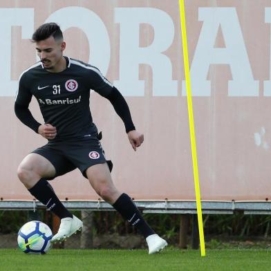  PORTO ALEGRE, RS, BRASIL, 03-07-2018. Inter treina no CT Parque Gigante em recesso do Campeonato Brasileiro. Na foto: Zeca (FÉLIX ZUCCO/AGÊNCIA RBS)