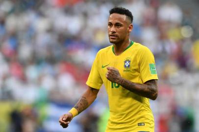  Brazils forward Neymar during the Russia 2018 World Cup round of 16 football match between Brazil and Mexico at the Samara Arena in Samara on July 2, 2018. / AFP PHOTO / Fabrice COFFRINI / RESTRICTED TO EDITORIAL USE - NO MOBILE PUSH ALERTS/DOWNLOADSEditoria: SPOLocal: SamaraIndexador: FABRICE COFFRINISecao: soccerFonte: AFPFotógrafo: STF