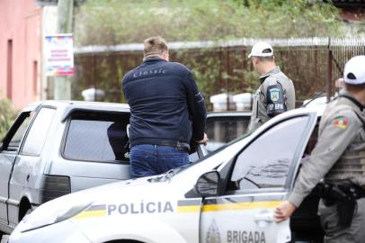  CANOAS, RS, BRASIL, 06-07-2018. Cliente de banco é morto por ladrões após sacar dinheiro em agência de Canoas. Vítima foi identificada como Oli Lenz, 49 anos. (RONALDO BERNARDI/AGÊNCIA RBS)