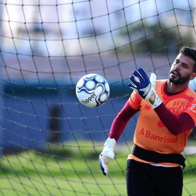  CAXIAS DO SUL, RS, BRASIL, 26/06/2018. Treino da SER Caxias no CT do Estádio Centenário. Na foto, o goleiro Gledson. (Diogo Sallaberry/Agência RBS)