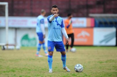  CAXIAS DO SUL, RS, BRASIL 28/06/2018SER Caxias treina no estádio Centenário antes de enfrentar o Treze de Campina Grande pelas Quartas de Final do Brasileirão série D 2018. Na foto: O atacante Eder. (Felipe Nyland/Agência RBS)