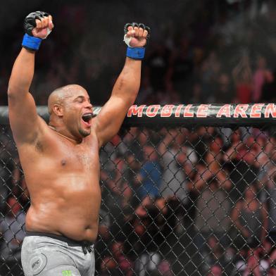 daniel cormier, ufc, mma