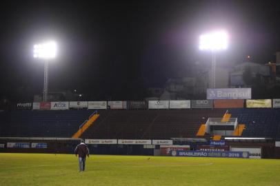 CAXIAS DO SUL, RS, BRASIL 08/07/2018SER Caxias x Treze-PB, jogo válido pelas quartas de final da série D do Campeonato Brasileiro. Partida realizada no estádio Centenário. (Felipe Nyland/Agência RBS)