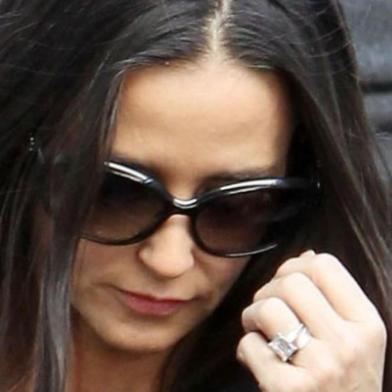 Demi Moore , anel , noivado , Ashton Kutcher, traição, casamento