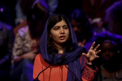  Pakistani activist and Nobel Peace prize laureate Malala Yousafzai attends an event about the importance of education and women empowerment in Sao Paulo, Brazil, on July 9, 2018.The event is promoted by a private bank and the Malala Fund, that aims to build a global movement to ensure girls at least 12 years of schooling. / AFP PHOTO / Miguel SCHINCARIOLEditoria: POLLocal: Sao PauloIndexador: MIGUEL SCHINCARIOLSecao: justice and rightsFonte: AFPFotógrafo: STR