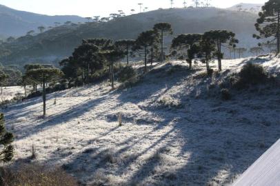 tempo , geada , inverno , frio , urupema, serra catarinense, serra de sc, paisagem