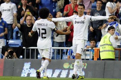 cristiano ronaldo, marcelo, gol, comemoração, real madrid, goleada, getafe, campeonato espanhol, 10/05/2011