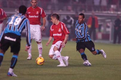 *** Friolin - Grenal 2 ***Copa Sul-Americana,primeira fase(Grenal 371),Inter x Grêmio no estádio Beira Rio.Jogadores D'Alessandro (C) e Souza (D)