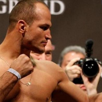 Vitório do Junior Cigano no UFC 160