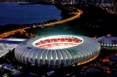  PORTO ALEGRE, RS, BRASIL, 25-03-2014- Foto para o livro de porto Alegre, edição especial da copa do mundo 2014- Vista aérea do novo estádio Beira-rio. FOTO ADRIANA FRANCIOSI