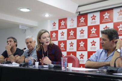 Gleisi Hoffmann em reunião da executiva nacional do PT. Foto: Paulo Pinto/PT/Divulgação