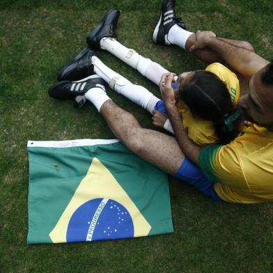  PORTO ALEGRE, RS, BRASIL - 2018.07.22 - Atividade gratuita leva crianças cadeirantes para a Arena, neste domingo. O evento Bota do Mundo é inspirado no Mundial, e o campeonato de pênaltis possibilita que crianças cadeirantes realizem o sonho de fazer o primeiro gol de suas vidas. É a sexta edição do projeto Bota do Mundo. (Foto: ANDRÉ ÁVILA/ Agência RBS)